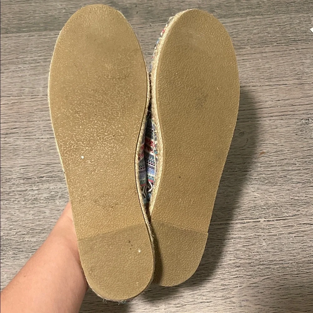 Minnetonka Women's Pam Espadrille‎ Size 8